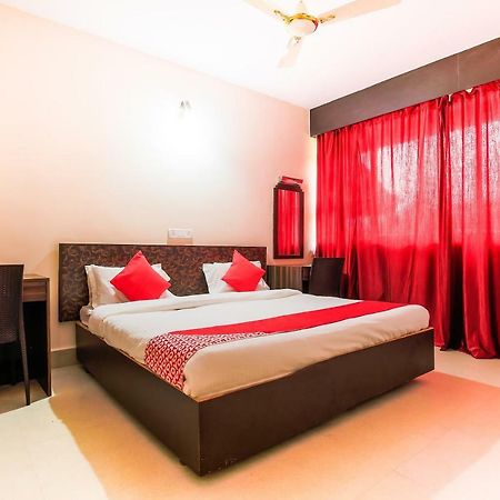 Oyo 18794 Hotel Colva Plaza Luaran gambar