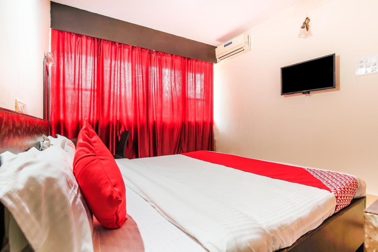 Oyo 18794 Hotel Colva Plaza Luaran gambar