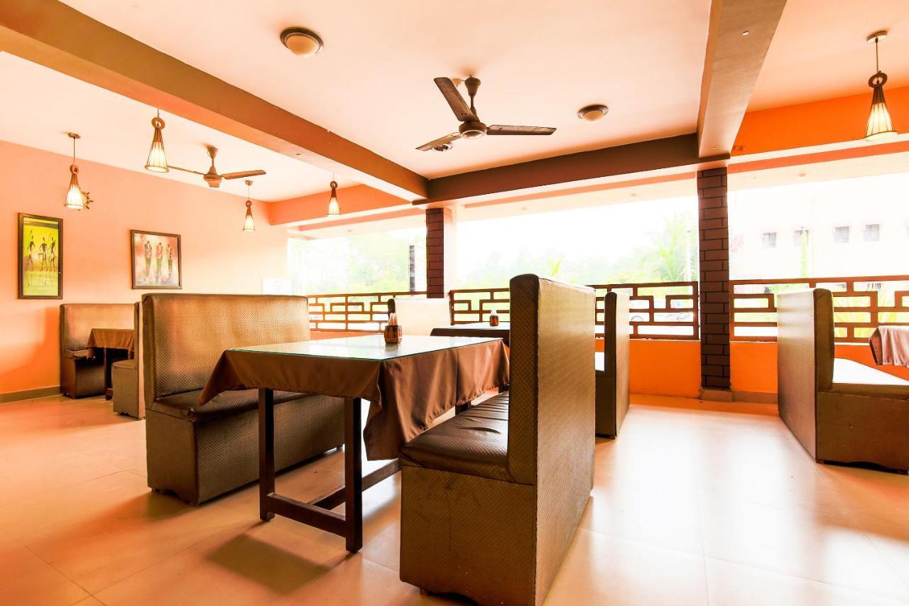 Oyo 18794 Hotel Colva Plaza Luaran gambar